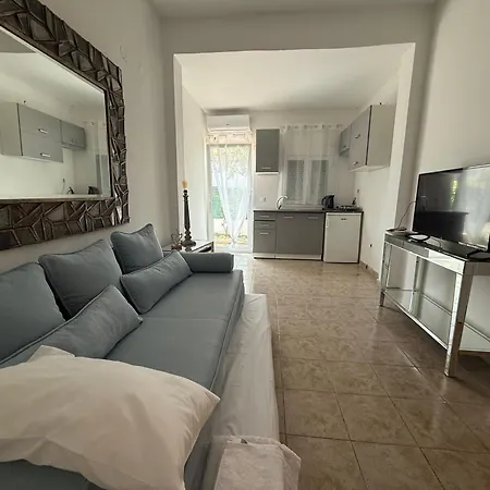 Silot 5 * Неа-Фокеа